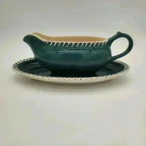 Vintage 1950s Harkerware Corinthian Pattern Gravy Boat & Platter No Chips/Cracks